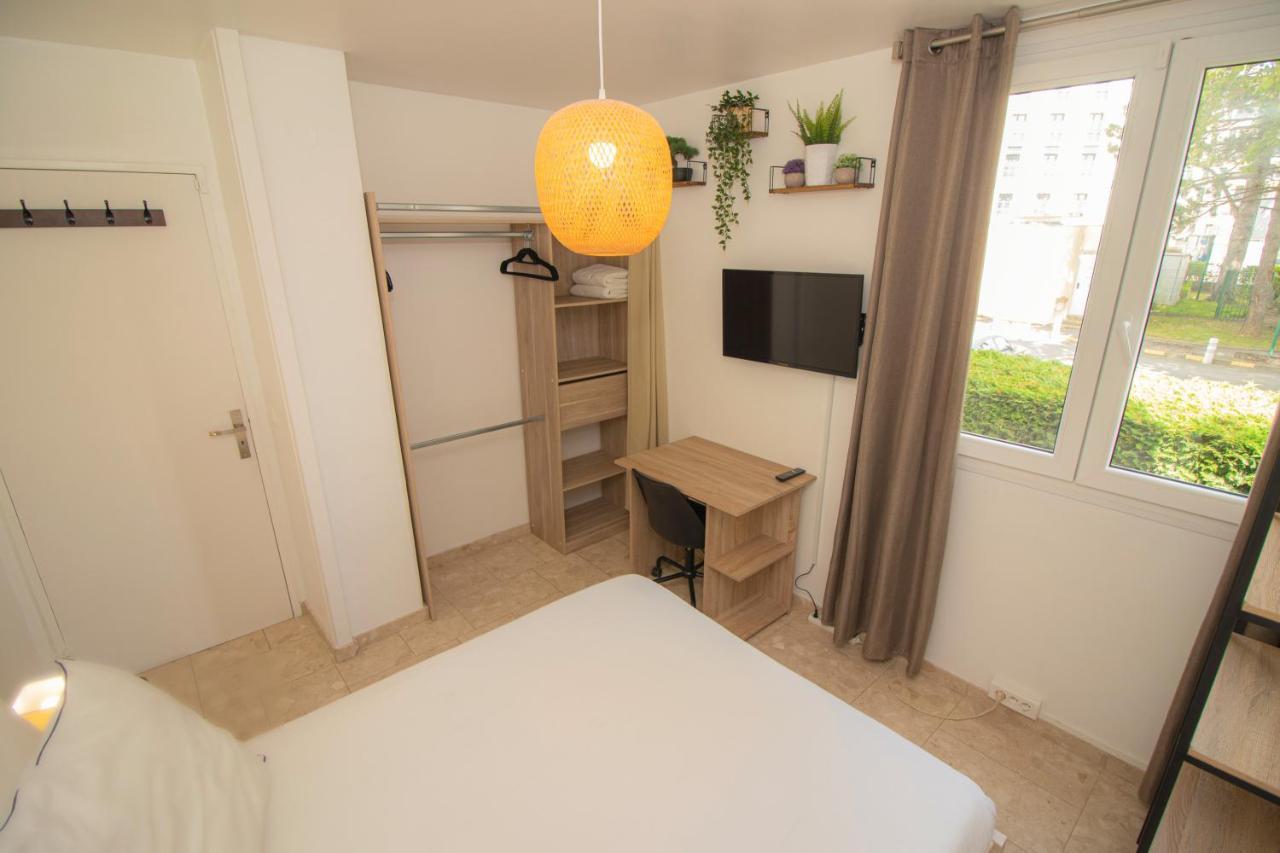 La Garden Room Logement En Colocation ル・プレシ・ロバンソン エクステリア 写真