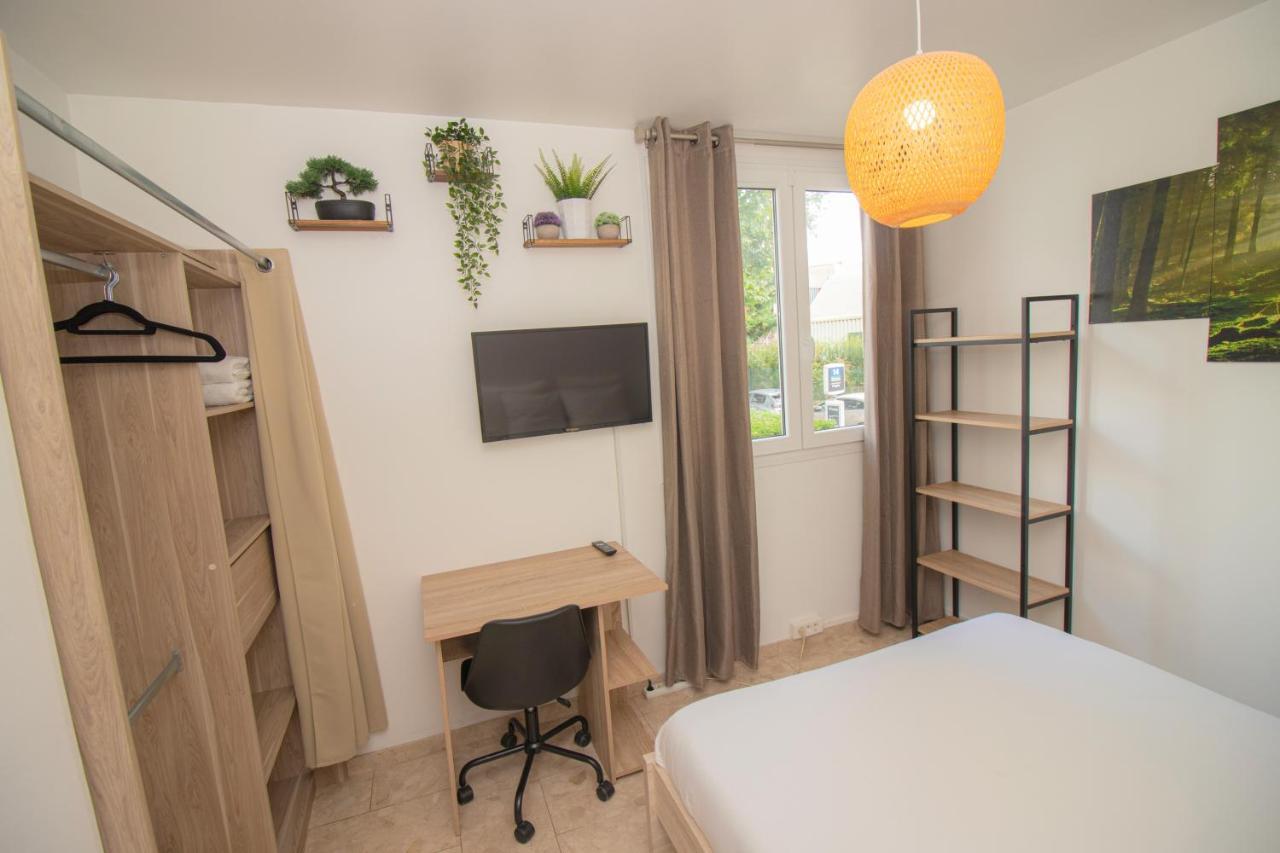 La Garden Room Logement En Colocation ル・プレシ・ロバンソン エクステリア 写真