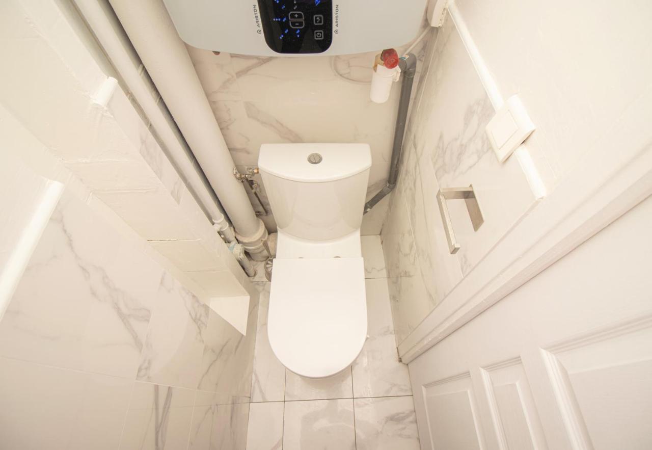 La Garden Room Logement En Colocation ル・プレシ・ロバンソン エクステリア 写真